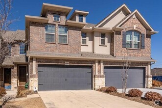 Building Photo - 2753 Starburst Dr