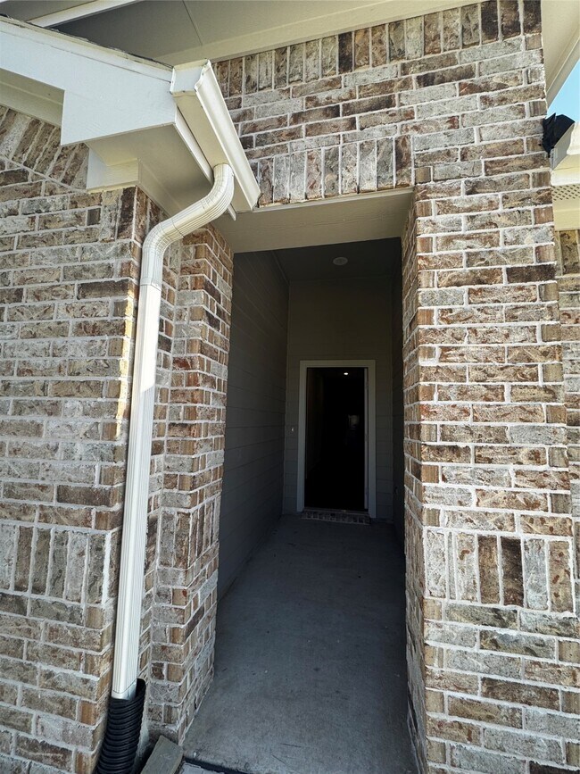 Building Photo - 6107 Jasper Hl Dr