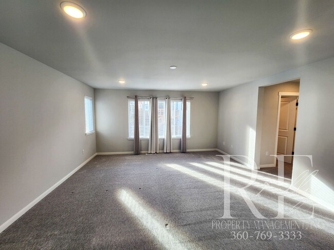 Building Photo - Elegant McCormick Woods Home with Spacious Layout & Modern Touches