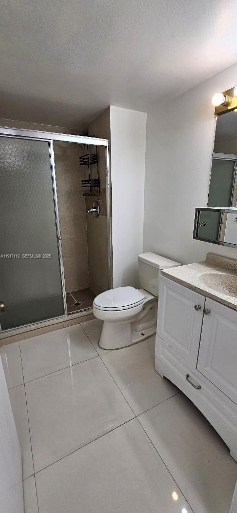 Building Photo - 18021 Biscayne Blvd