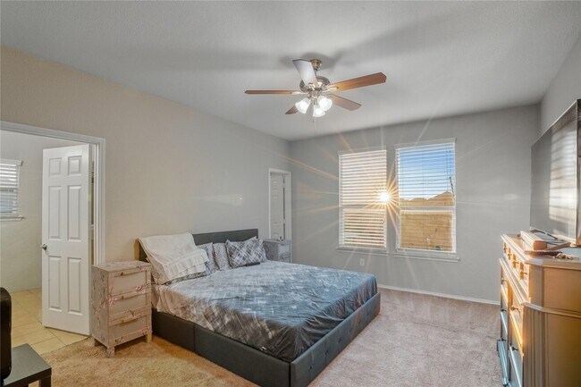 Building Photo - 8101 Kurgan Trail