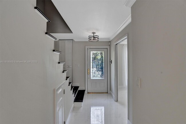 Building Photo - 3945 NE 167th St