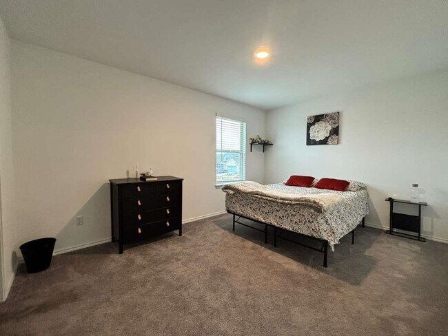 Building Photo - 1512 Hope Rnch Rd