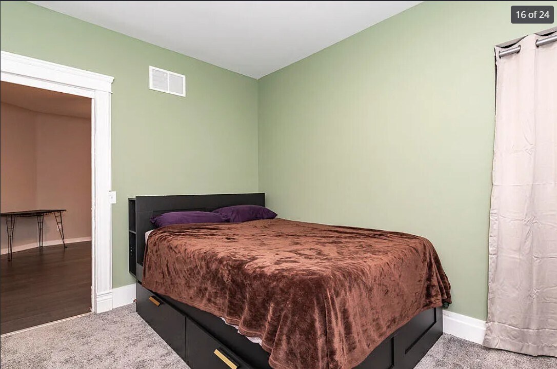 Bedroom - 529 McCourtie St