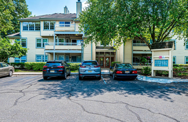 Building Photo - 119 Acadia Ct