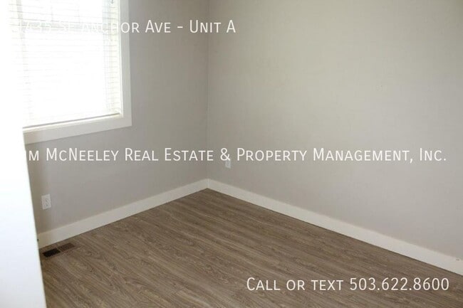 Building Photo - 1435 SE Anchor Ave