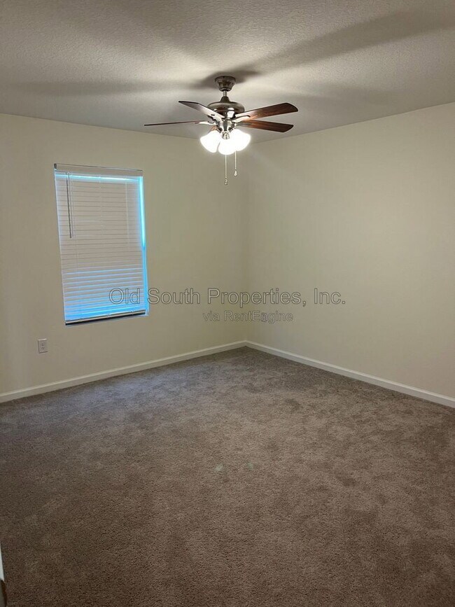 Building Photo - 8772 Schooner Ln