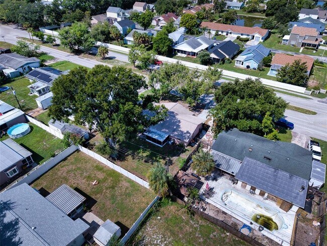 Building Photo - 4115 37th St W