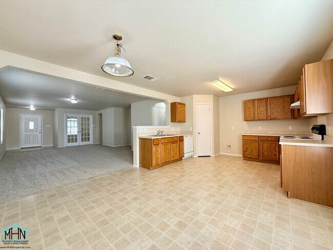 Building Photo - 3430 Ironwood Falls