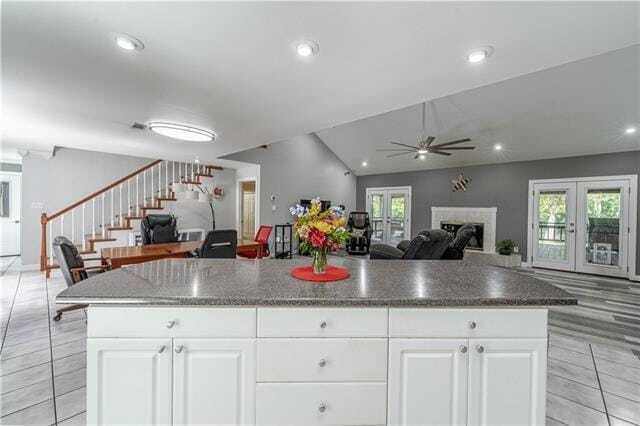 Building Photo - 1820 LA-457