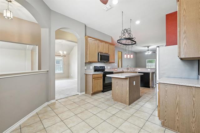 Building Photo - 6012 Parkplace Dr