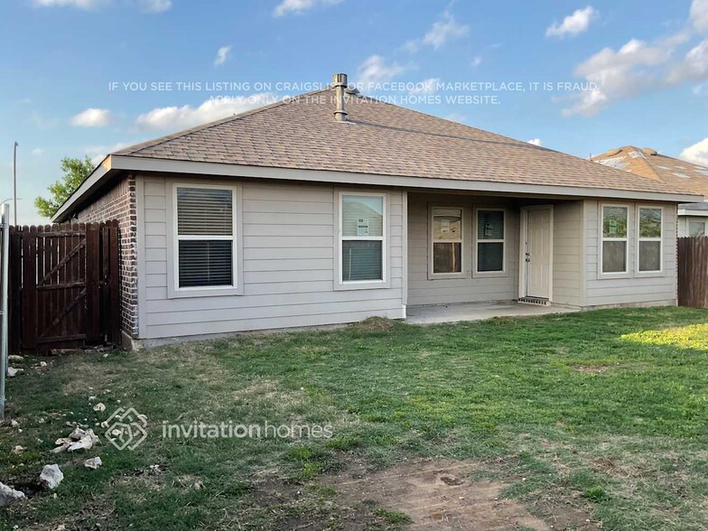 Building Photo - 517 Saguaro Dr