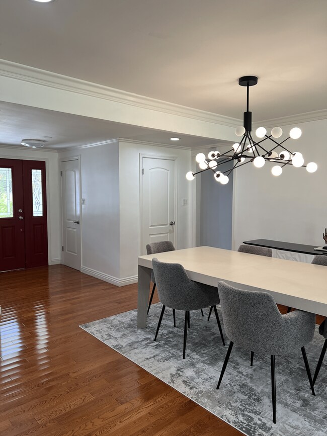 Building Photo - 1811 Coro Terrace