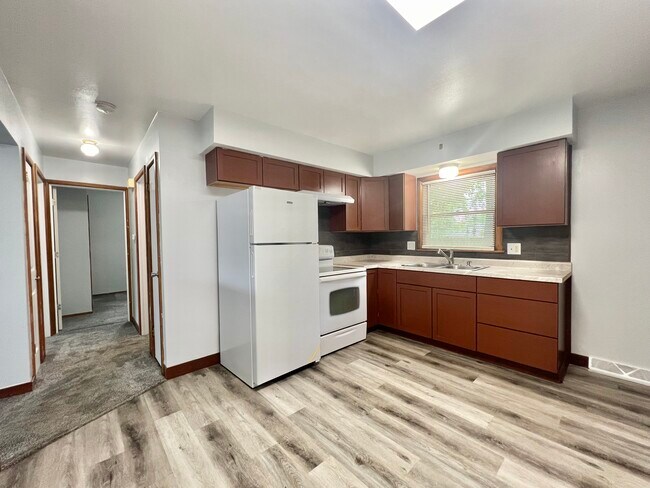 Building Photo - 2606 Iva Ct