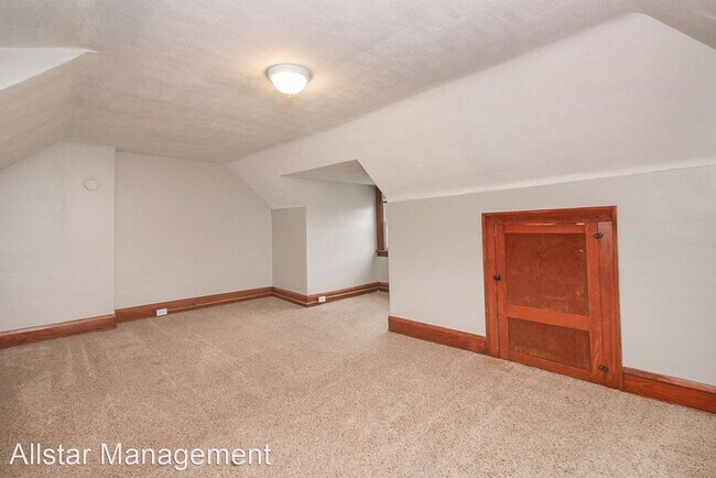 Building Photo - 4 br, 1.5 bath House - 1749 Cumberland Rd