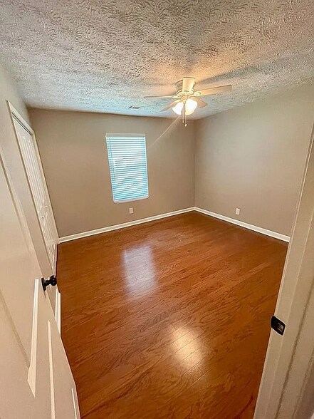 Building Photo - 3688 Blackshear Ct