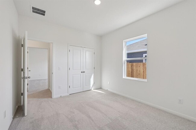 Building Photo - 108 Eleanor Ln