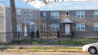 Building Photo - 4269 3rd Ave S