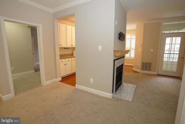 Building Photo - 2115 Ganton Green