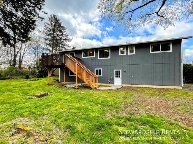 Building Photo - 3620 SE 36th Cir