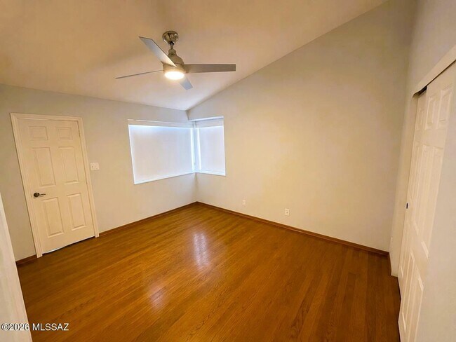 Building Photo - 11531 N Eagle Peak Dr