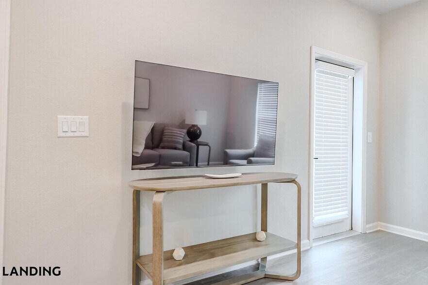 Building Photo - 1650 Harris Hill Rd