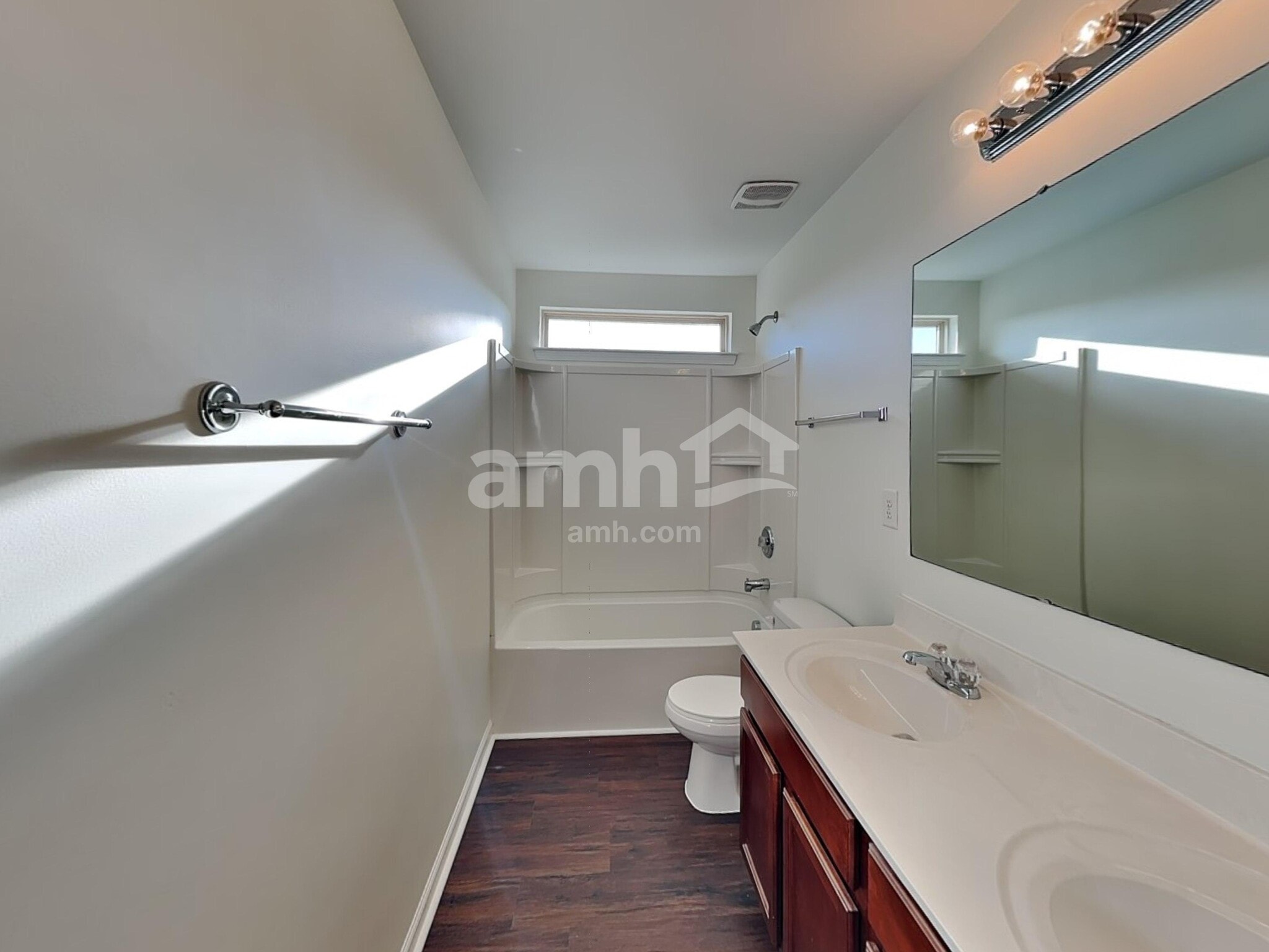 Building Photo - 10522 Shanon Darby Ln