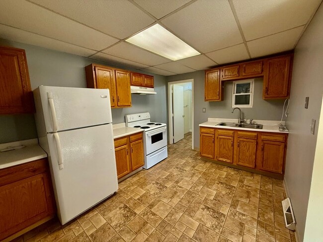 Building Photo - Hopewell - 1 Bedroom 1 Bath apartment on B...