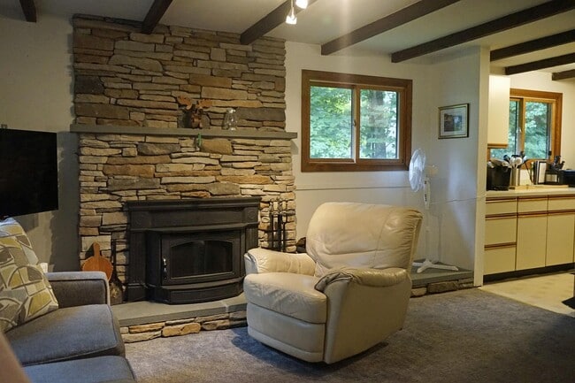 Building Photo - **WINTER RENTAL** Adorable Chalet - Come Spend The Winter Here!