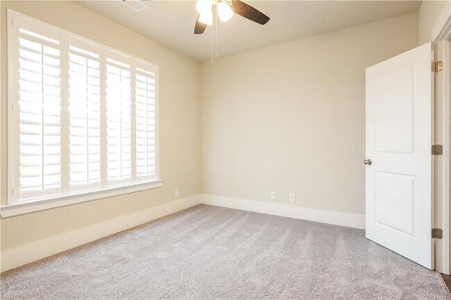 Building Photo - 244 Aspen Valley Ln