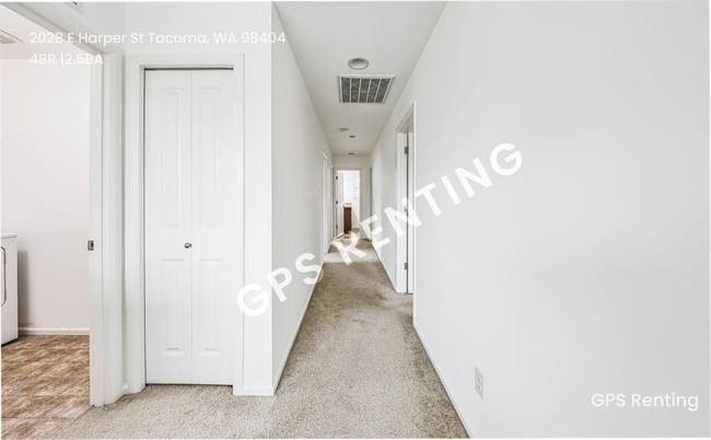 Building Photo - 2028 E Harper St