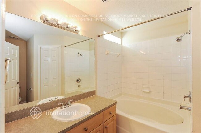 Building Photo - 15502 Tanagerpark Way