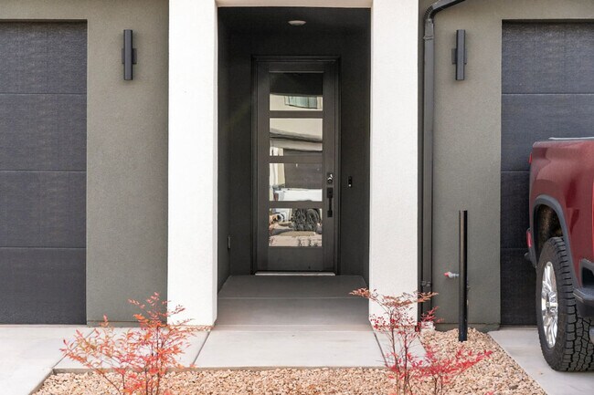 Building Photo - 1709 Ripple Rock Dr