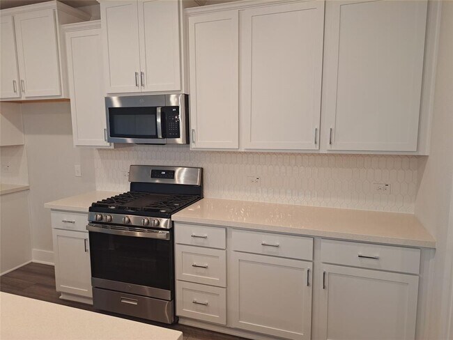 Building Photo - 1720 Purple Martin Dr