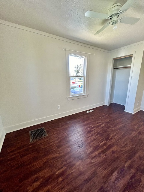 Building Photo - 1207 9th St NE