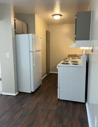 Building Photo - Charming 1 Bedroom/1 Bath near Downtown Rochester!