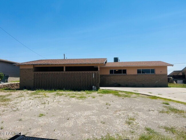 Building Photo - 356 Ridgemont Dr