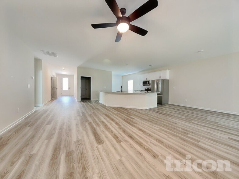 Building Photo - 3744 Saddle Bag Ct