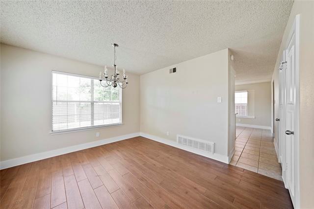 Building Photo - 2935 Chanute Dr