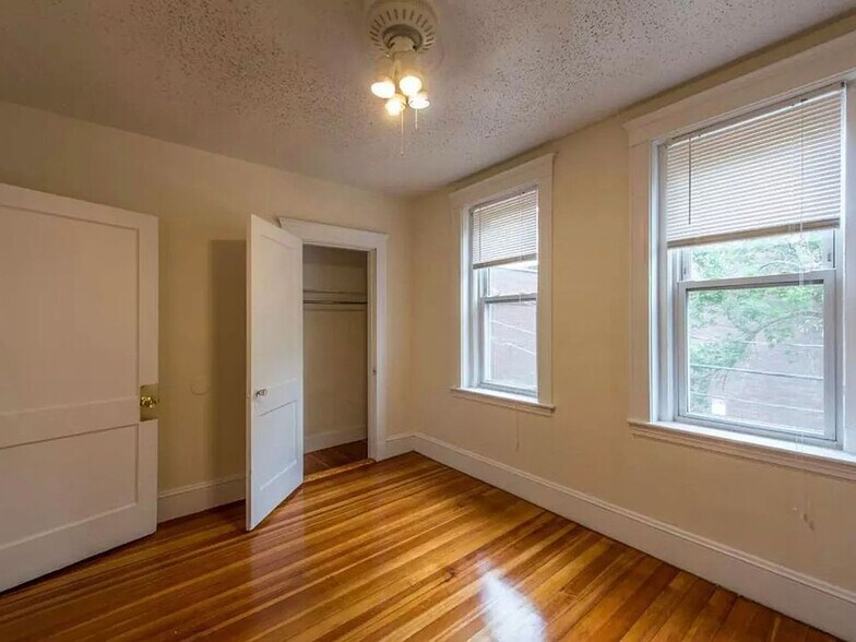 Primary Photo - 434 Cambridge St