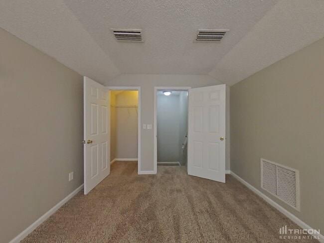 Building Photo - 1226 Summer Springs Drive