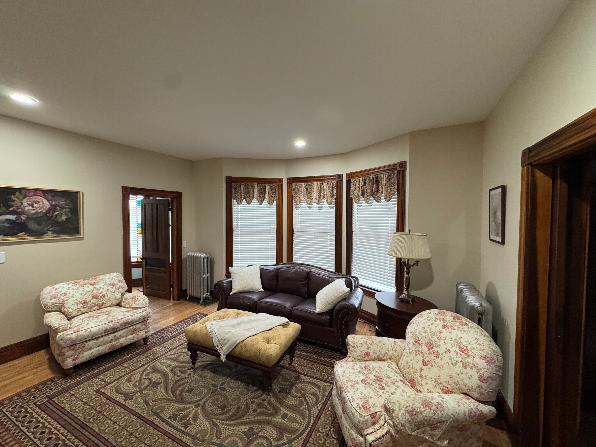 Livingroom - 90 High St