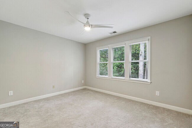 Building Photo - 3740 Ashford Point