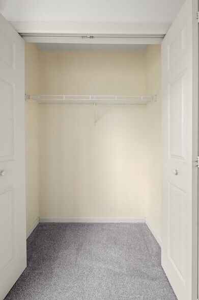 Building Photo - 1408 Black Walnut Dr