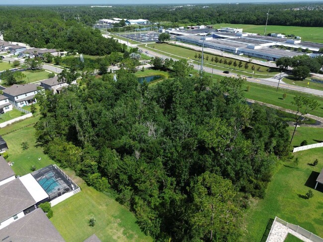 Building Photo - 30561 Gilbern Rd