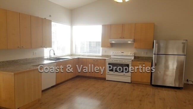 Building Photo - 3166 Ninole Dr