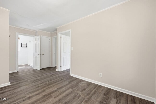 Building Photo - 608 N 16th St
