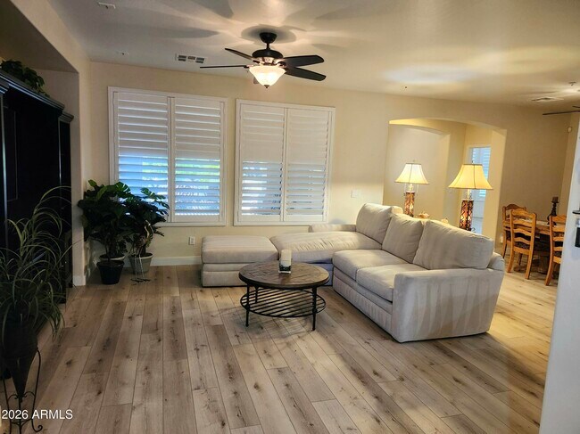 Building Photo - 12864 W Hedge Hog Pl
