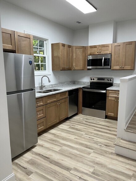 kitchen - 115 Wild Primrose Ln