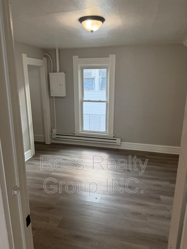 Building Photo - 1121 Delence St